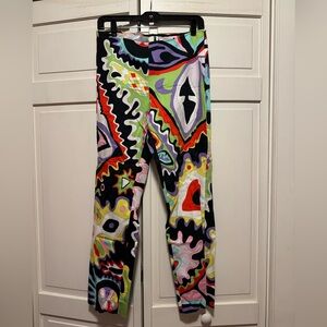 EUC Emilio Pucci Capri pants